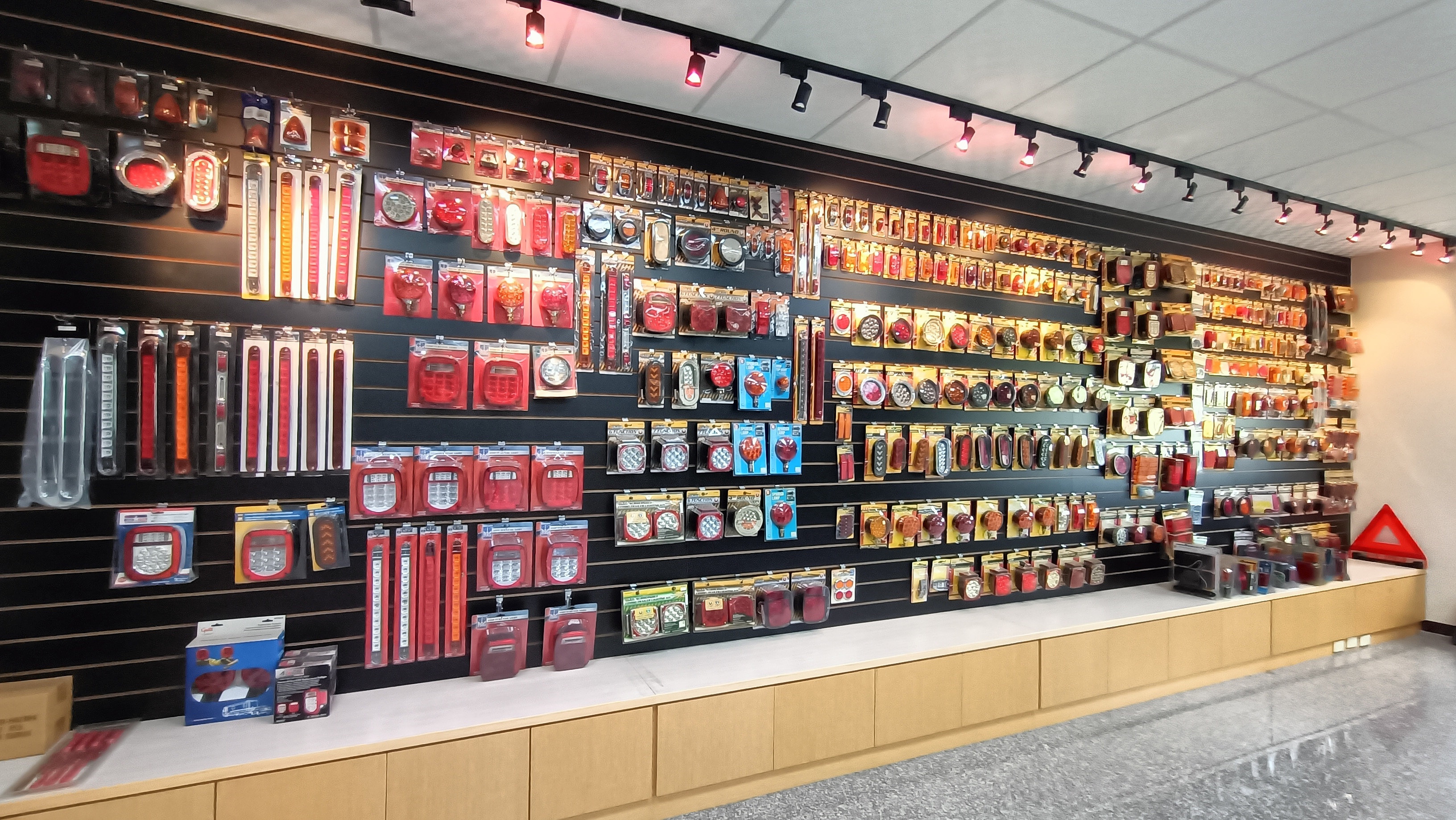Truck and trailer lighting showroom